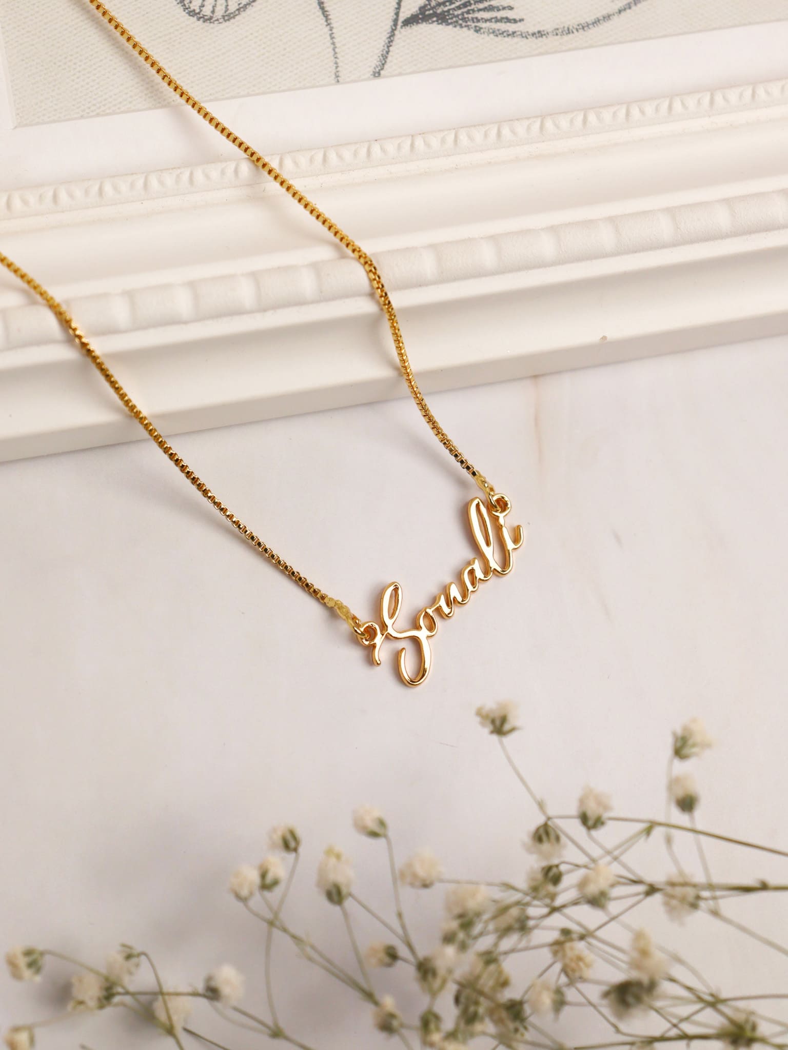 Moovy Style Name Necklace